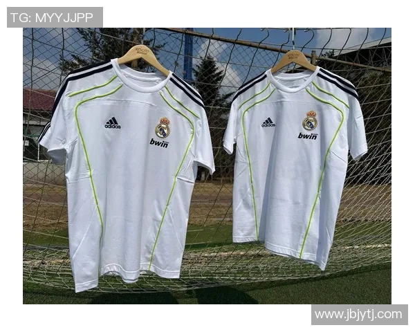 17号球衣的足球明星盘点及其辉煌成就解析